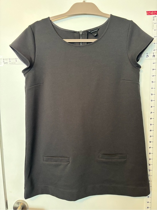 Club Monaco Dresses & Skirts - Club Monaco Wool and Nylon Stretch Charcoal tunic Short-Sleeve Dress size M.